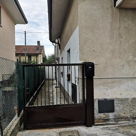 Apartamento Bilocale Francesca Erba Exterior foto